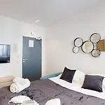 152 Suite Sylvie Superb Studio PMR Paris